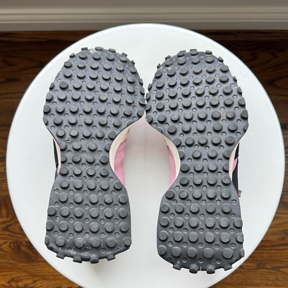 New Balance Women's 327 Sneakers Size 8.5 - Picture 6 of 16